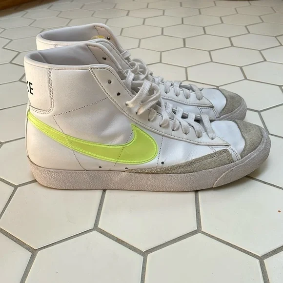 Excellent condition Nike Blazer 77’ - Picture 3 of 12